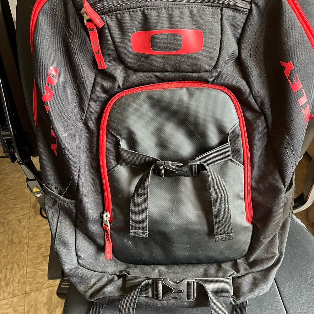 Oakley backpack good condition no rips or tears just don’t use it